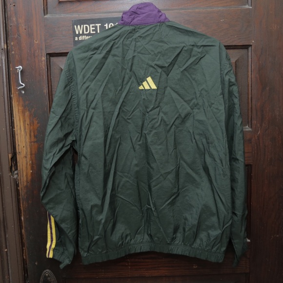 Vintage Adidas Light Jacket - Picture 4 of 5